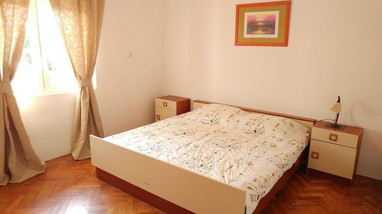 Apartmani Kastelan Barbat na Rabu Dış mekan fotoğraf